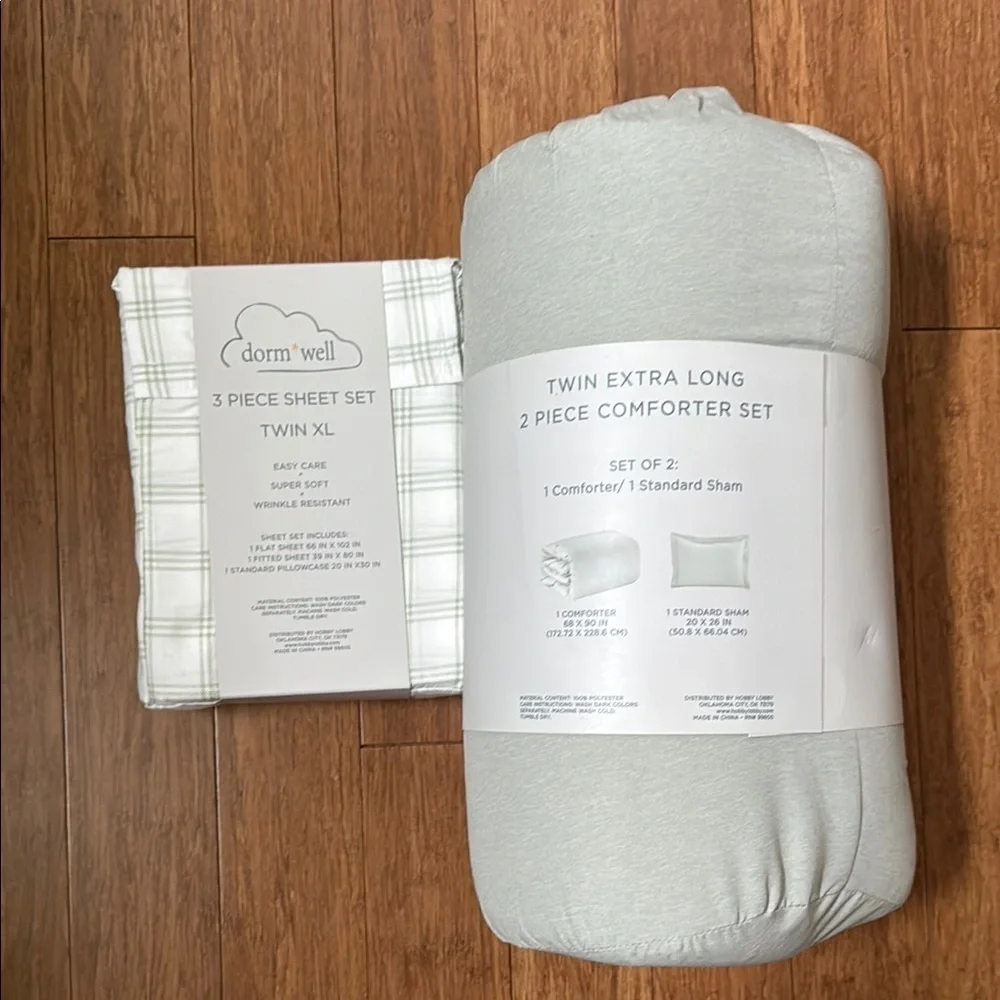 NEW Twin XL Comforter Set and Twin XL Sheet Set in Light Green